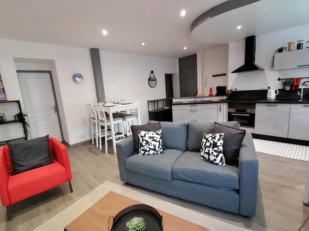 Grand Appartement 2 Chambres Avec Fibre Et Netflix Belfort Exterior foto