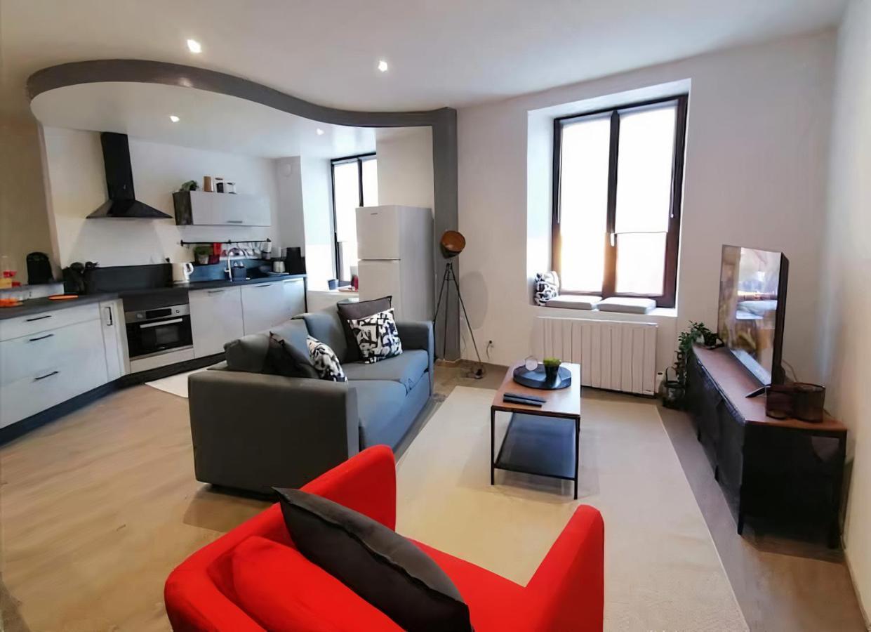 Grand Appartement 2 Chambres Avec Fibre Et Netflix Belfort Exterior foto